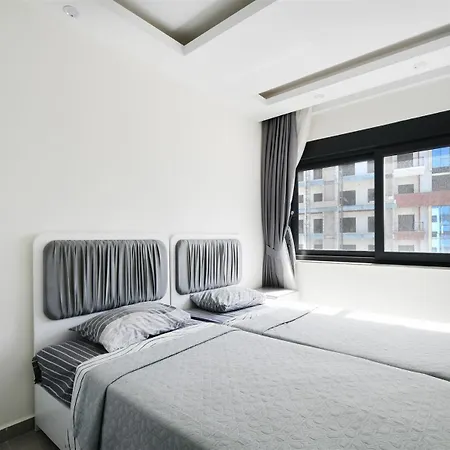 Gokgur 2-bedroom For Rent, 400 Meters From The Sea, Mahmutlar, *