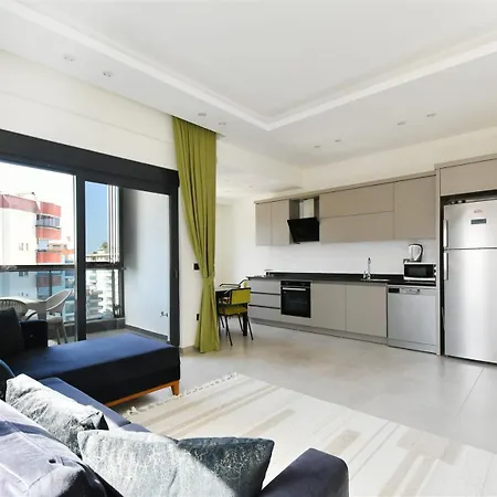 Gokgur 2-bedroom For Rent, 400 Meters From The Sea, Mahmutlar, *