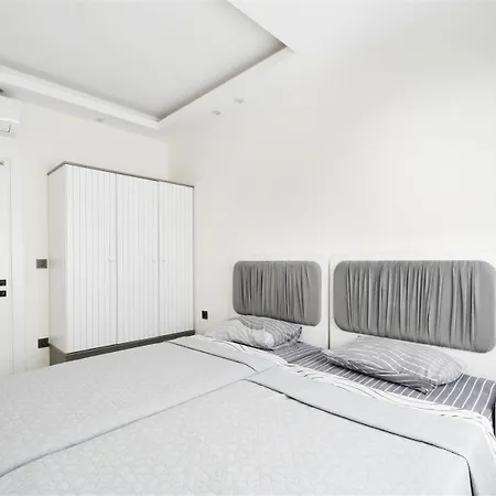 Gokgur 2-bedroom For Rent, 400 Meters From The Sea, Mahmutlar, * Alanya